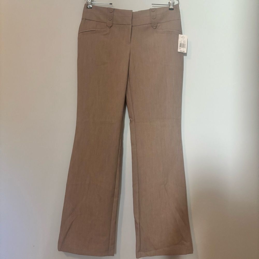 NWT Chic & Classic Joe Benbasset Tan Boot Cut Pants size 7